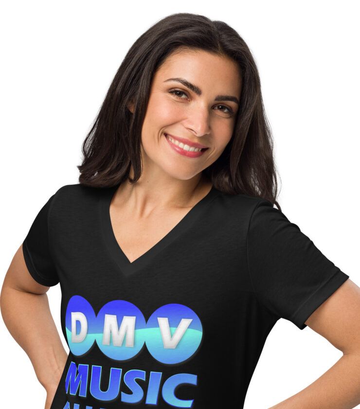 Women’s relaxed v-neck t-shirt